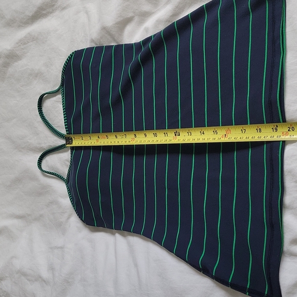Lululemon Tank Top is 6 - Picture 8 of 9